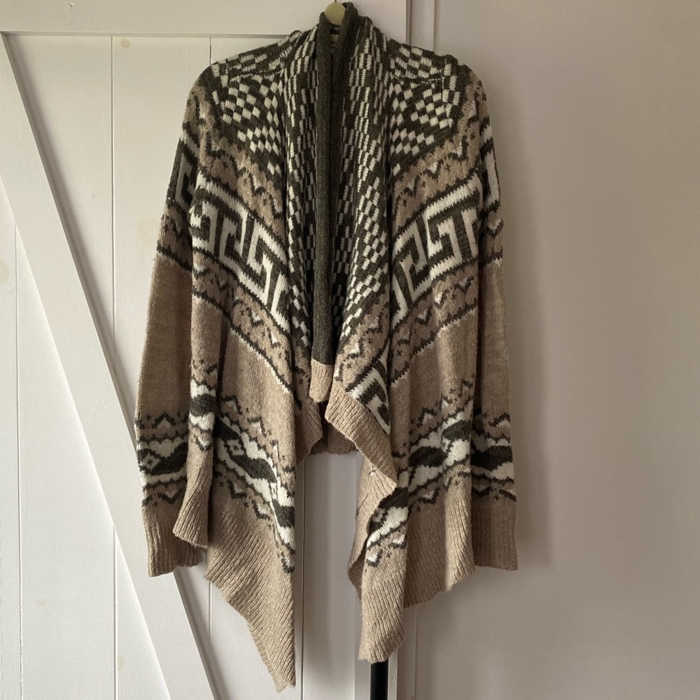 Beige/grey cardigan (Abercrombie & Fitch)